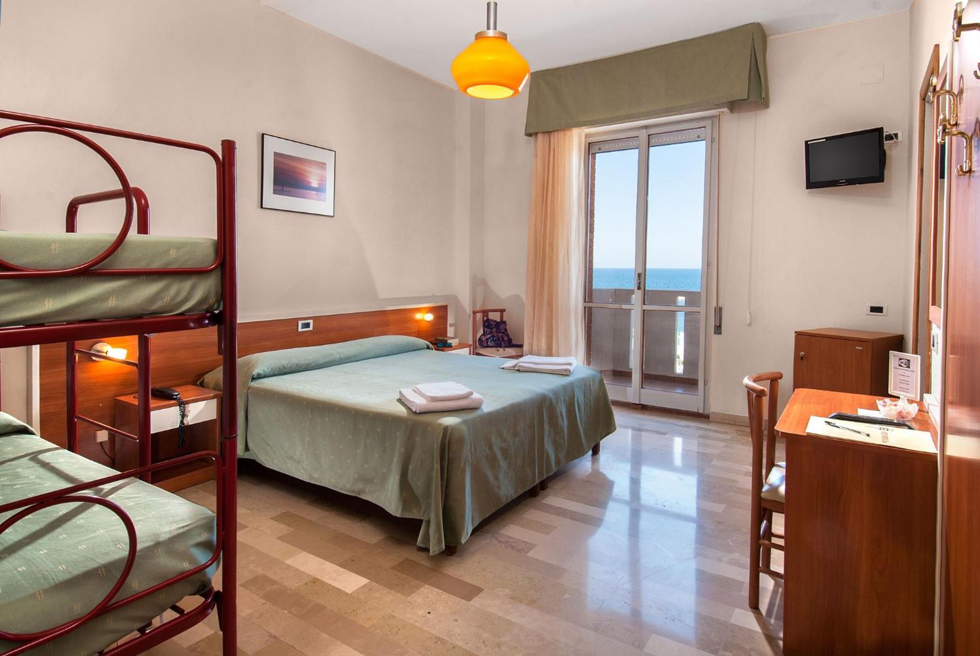 Hotel Continental Fano Pokoj fotografie