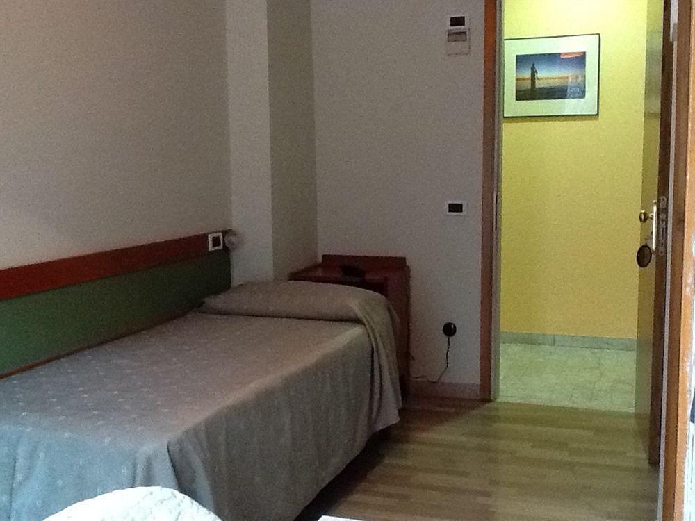 Hotel Continental Fano Exteriér fotografie