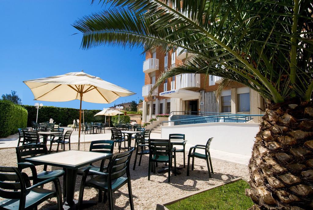 Hotel Continental Fano Exteriér fotografie